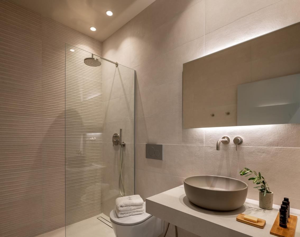Athina Luxury Villa, With Pool & Walk To The Beach, By Thinkvilla Chania  Exterior photo